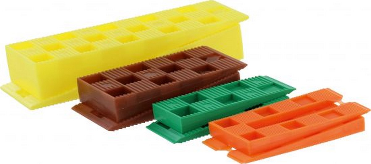 Triuso plastic locking wedges 245 pcs. 75xBrown 70xGreen 60xOrange 40xYellow