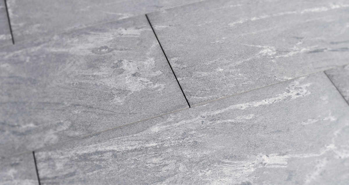 SELTRA EMPEROR® CLASSIC negro santiago 120/60/2 cm anthracite-banded