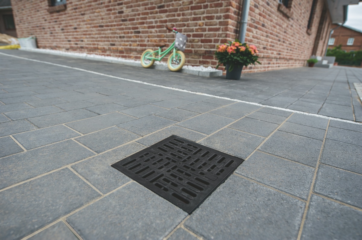Wpust podwórzowy ACO Self® XtraPoint z plastikowym rusztem klasy B 125