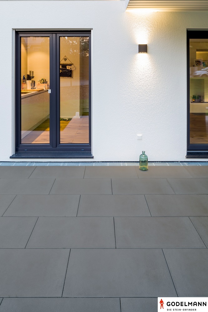 GDM GABANO GLATT silco Smoke grey L/W/D: 60/40/5cm ze skosem