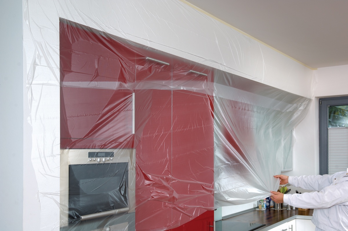 tesa® Professional 4368 Easy Cover 17mx2600mm Universal Folie