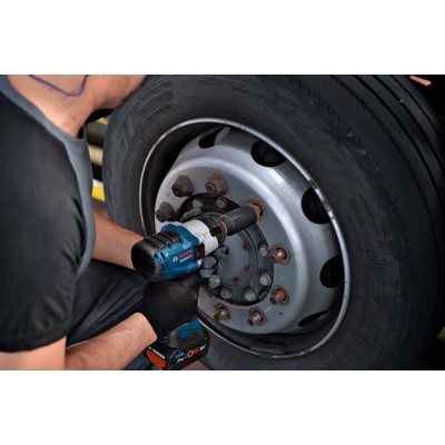 Bosch cordless impact wrench GDS 18V-1050 H solo in L-BOXX