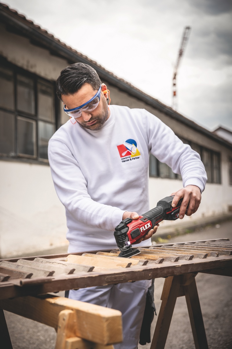FLEX cordless multitool 18 V MT 18.0-EC C with StarlockMAX chuck - 518409