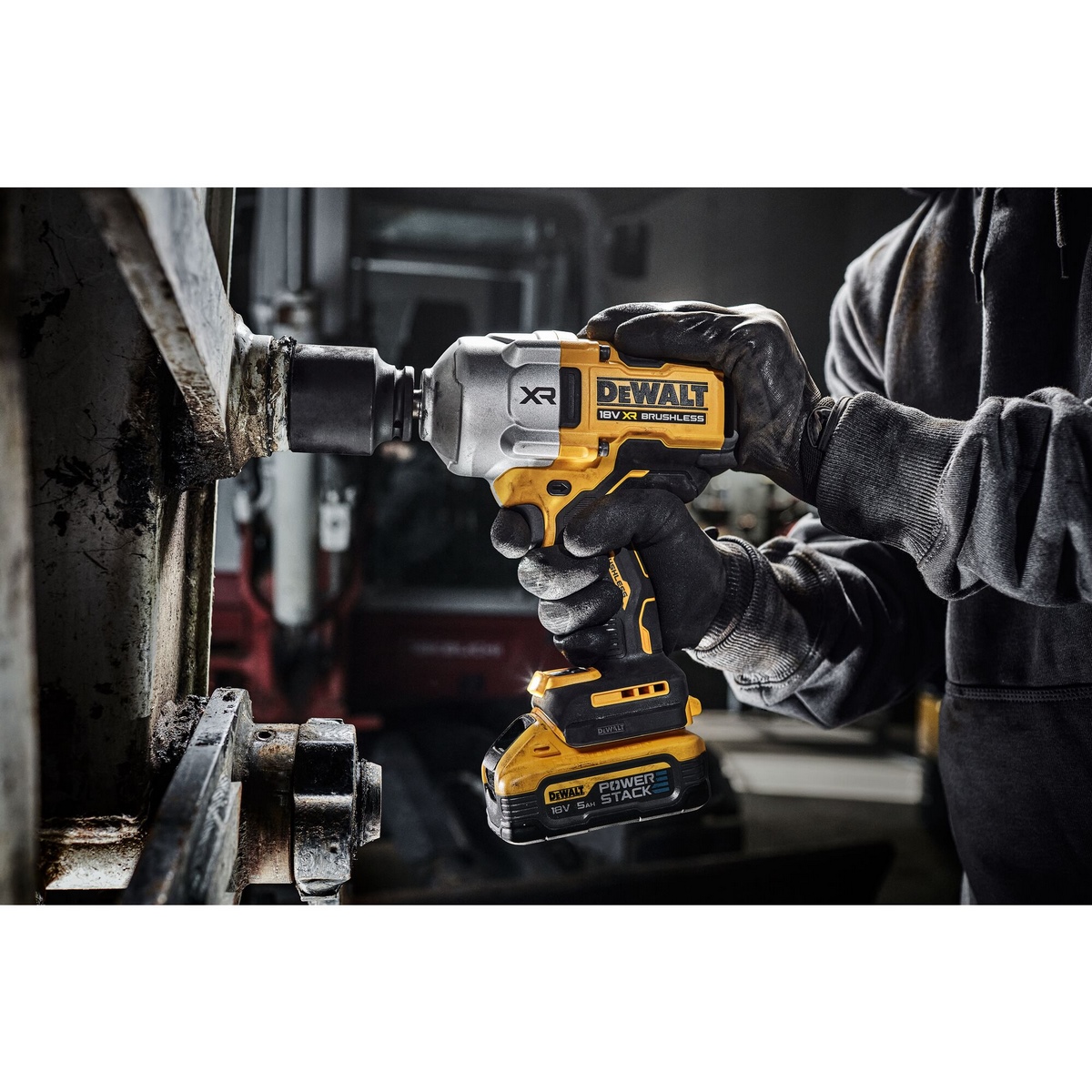 SBD DeWalt Akku-Schlagschrauber 18V 5Ah 1/2" Außenvierkant DCF961H2T-QW