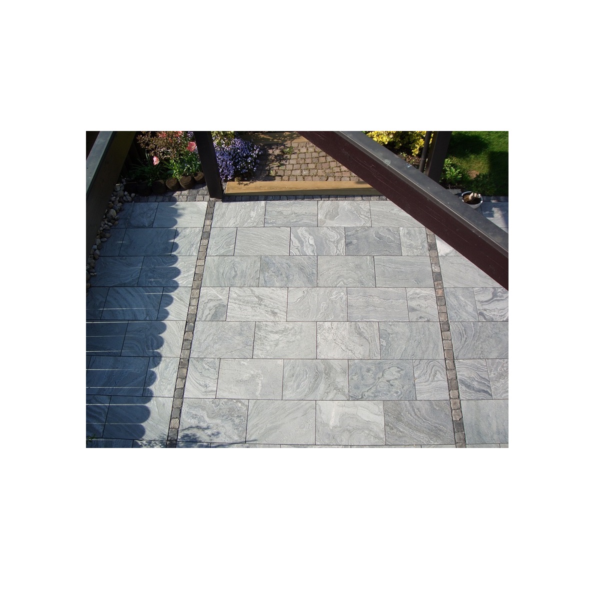 Płyty z kamienia naturalnego Lagotrade QUARZIT Silver Grey 80x40x3 cm