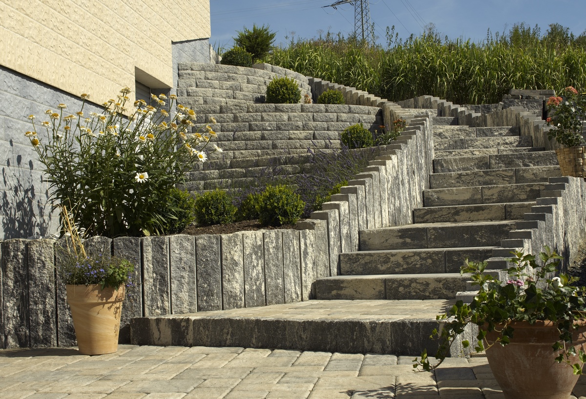 Endpalisade Via Leano 15x14x60cm nero bianco gebr. kugelgestrahlt
