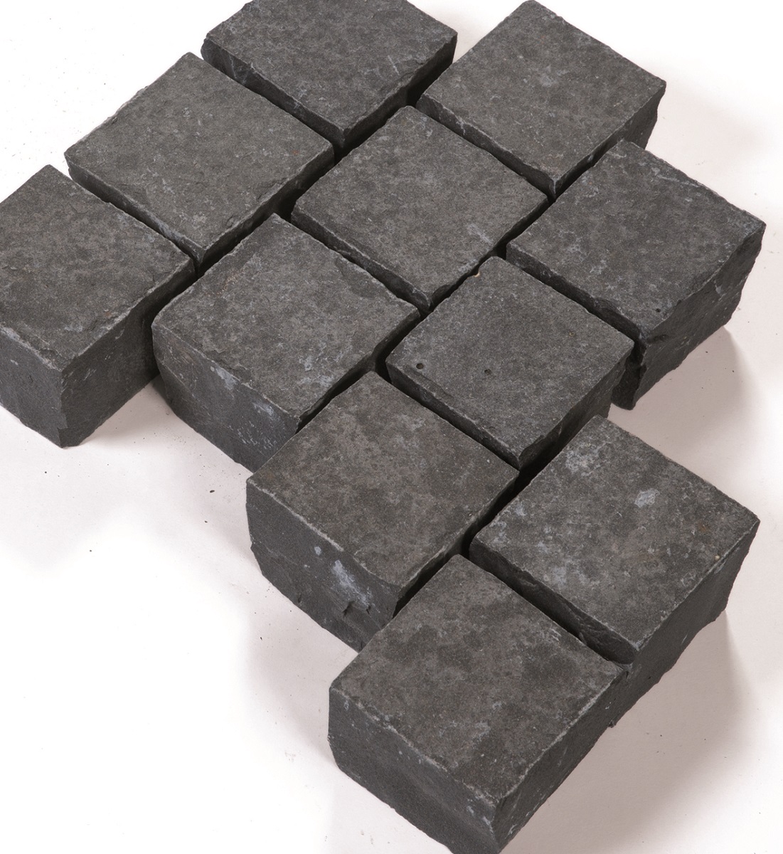 SELTRA plaster SANOKU ELE anthr.-black 10x10x8cm flamed basalt Vietnam