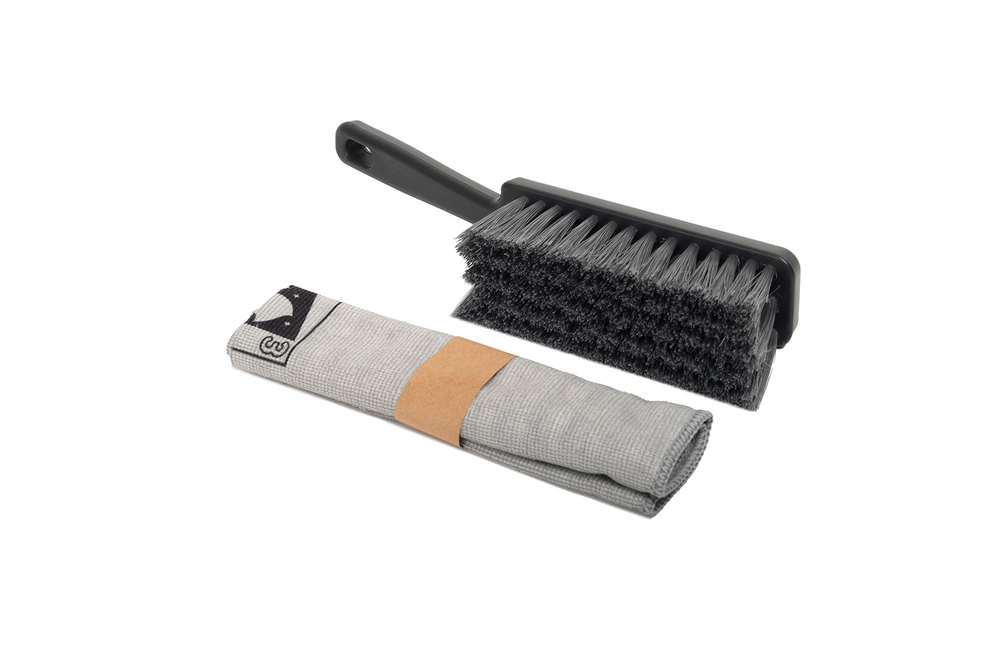 Etex final cleaning set with brush and microfibre cloth