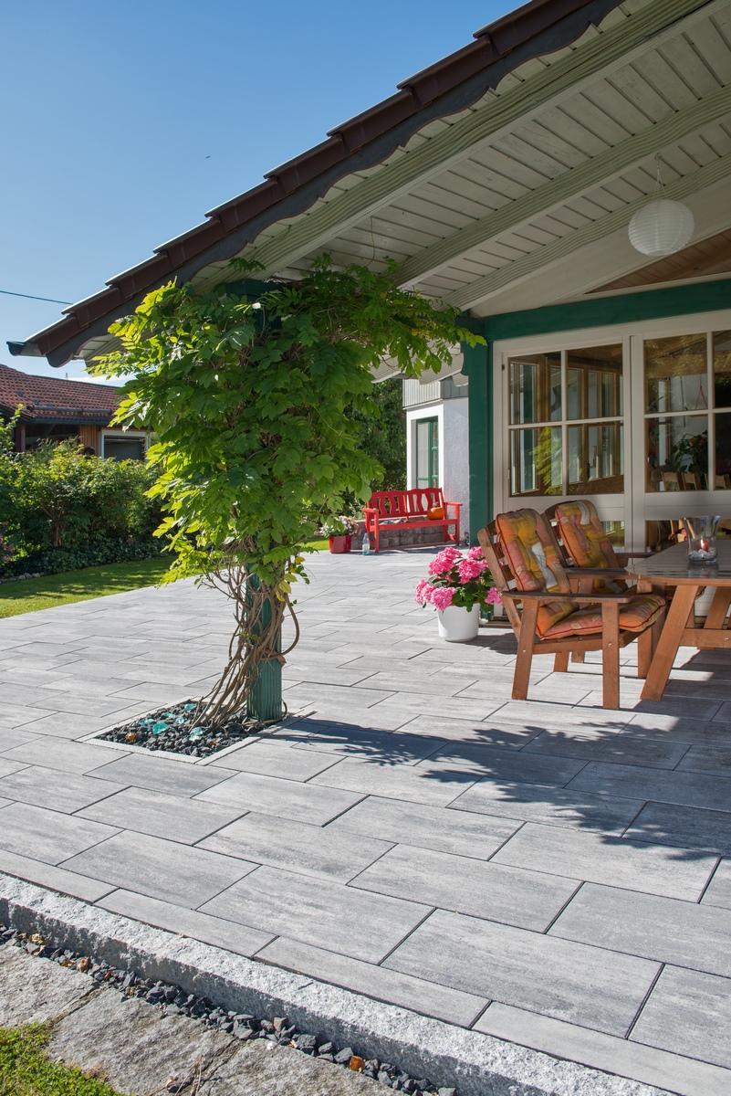 Kann Blockstufe Stratos 50x35x15cm titangrau betonglatt