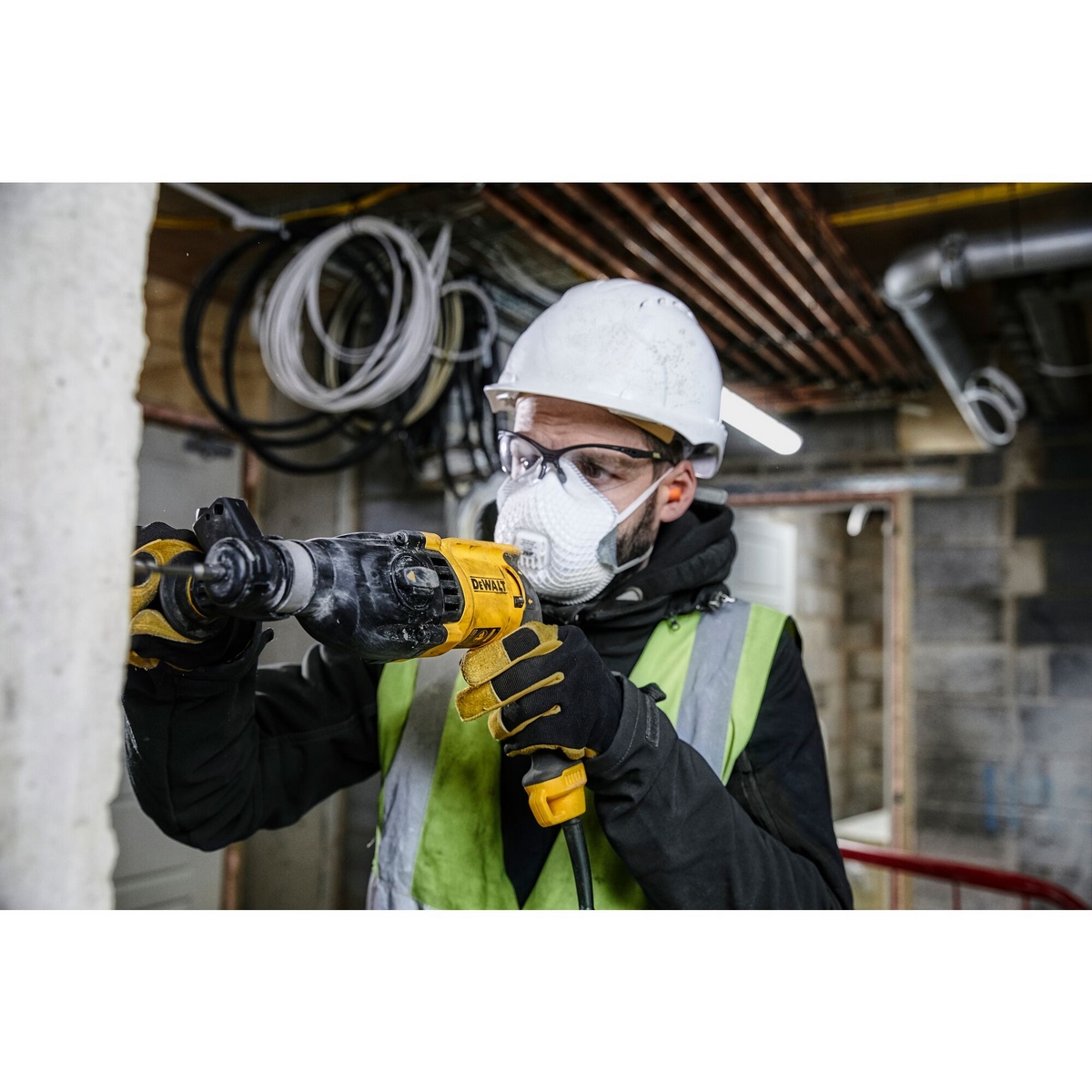 SBD DeWALT 800 Watt SDS-plus Kombihammer 26mm 2.6 Joule