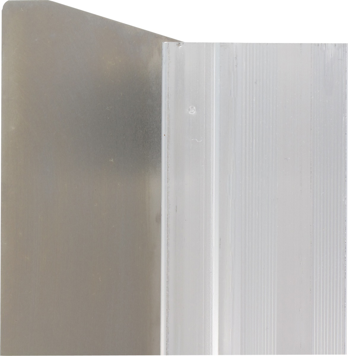 Triuso aluminium surface filler 475mm Facade filler
