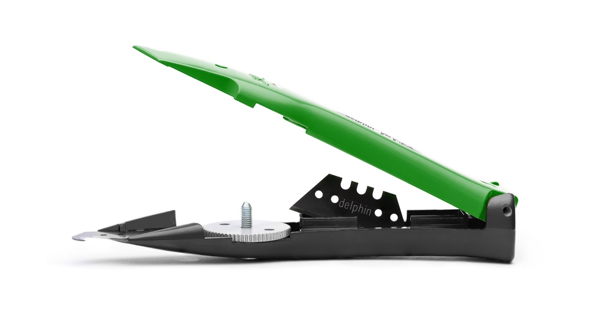 Delphin®-03 Club Edition black-green utility knife incl. plastic sheath