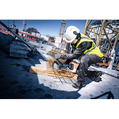 Bosch EXPERT EXWS18V-180P cordless angle grinder in L-BOXX 238