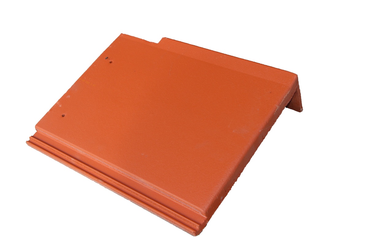 Braas Tegalit Protegon MATT Classic Red verge tile 9.3 RE