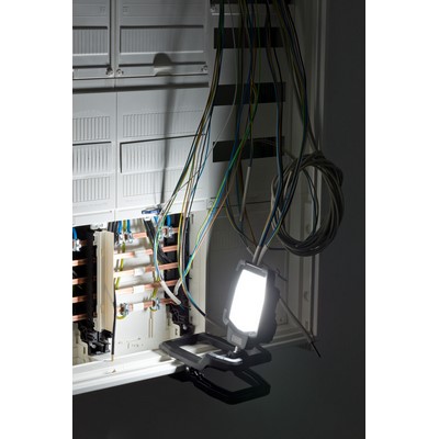 BS Mobile LED rechargeable spotlight CL 4050 MA CLIP 3800lm IP65