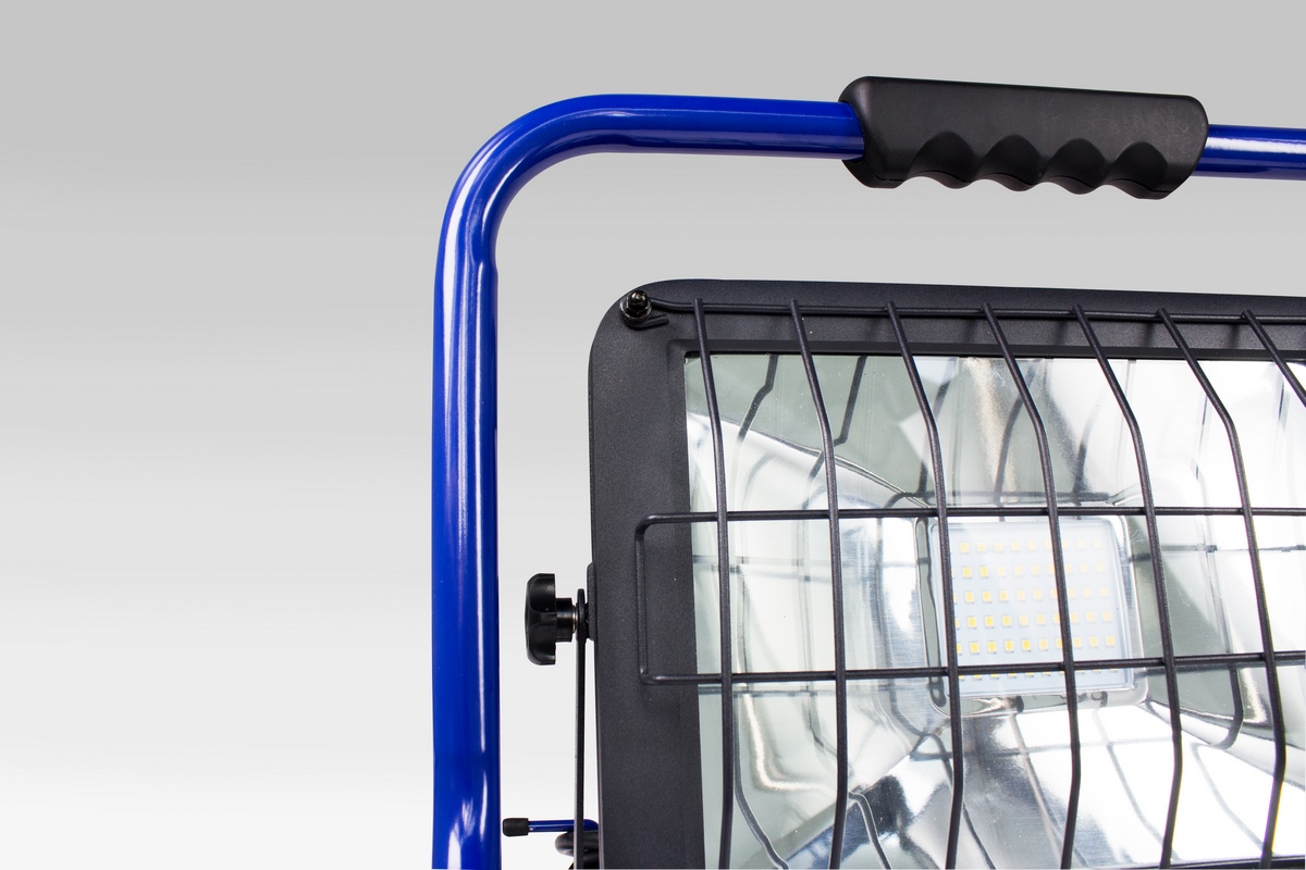 Schwabe Slimeline Mobiler Chip-LED 50W Strahler