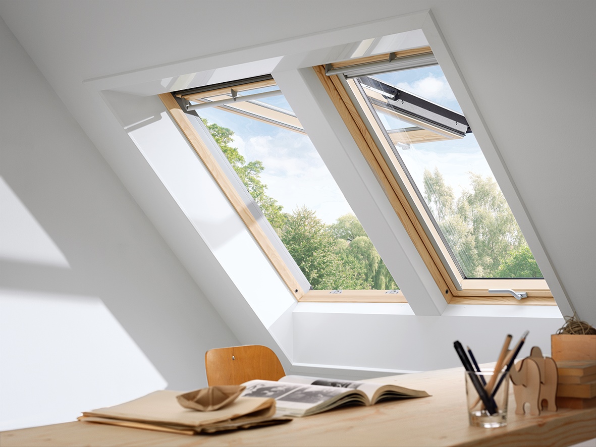 Velux okno rozwierne GPL MK08 3066 lakier bezbarwny Energy Plus aluminium 78x140