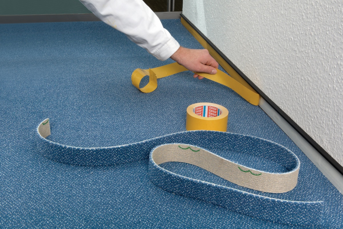 Taśma tesa® Professional 64620 do układania 25mx50mm uniwersalna dwustronna