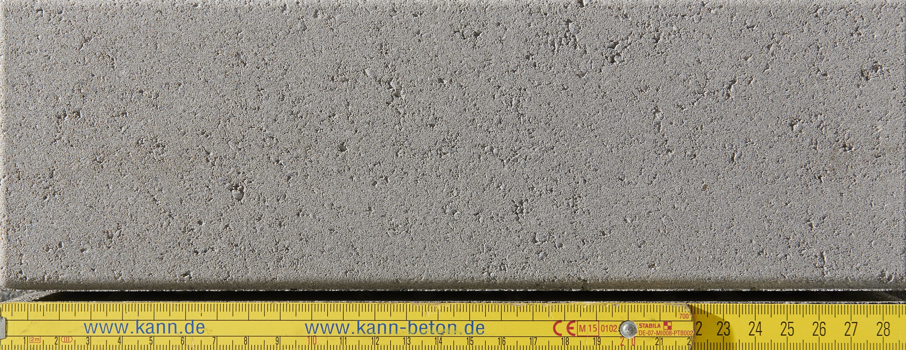 Kostka brukowa Nimbus 30x10x8cm jasnoszary gładki beton