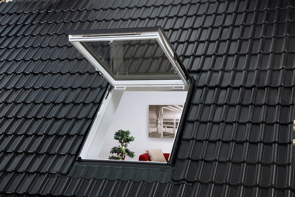 Okno wyjściowe VELUX GTU SK08 0070 poliuretan THERMO aluminium 114x140