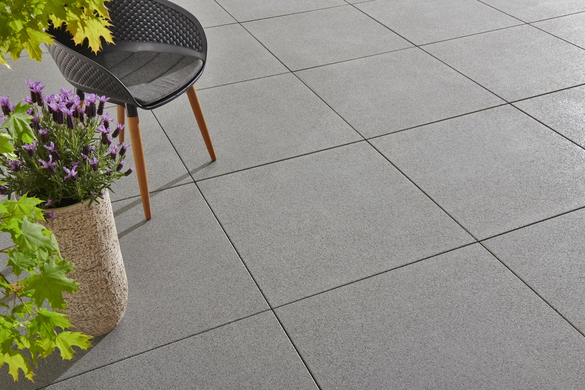 Platte Zena 80x80x5cm granitgrau geschliffen + kugelgestrahlt