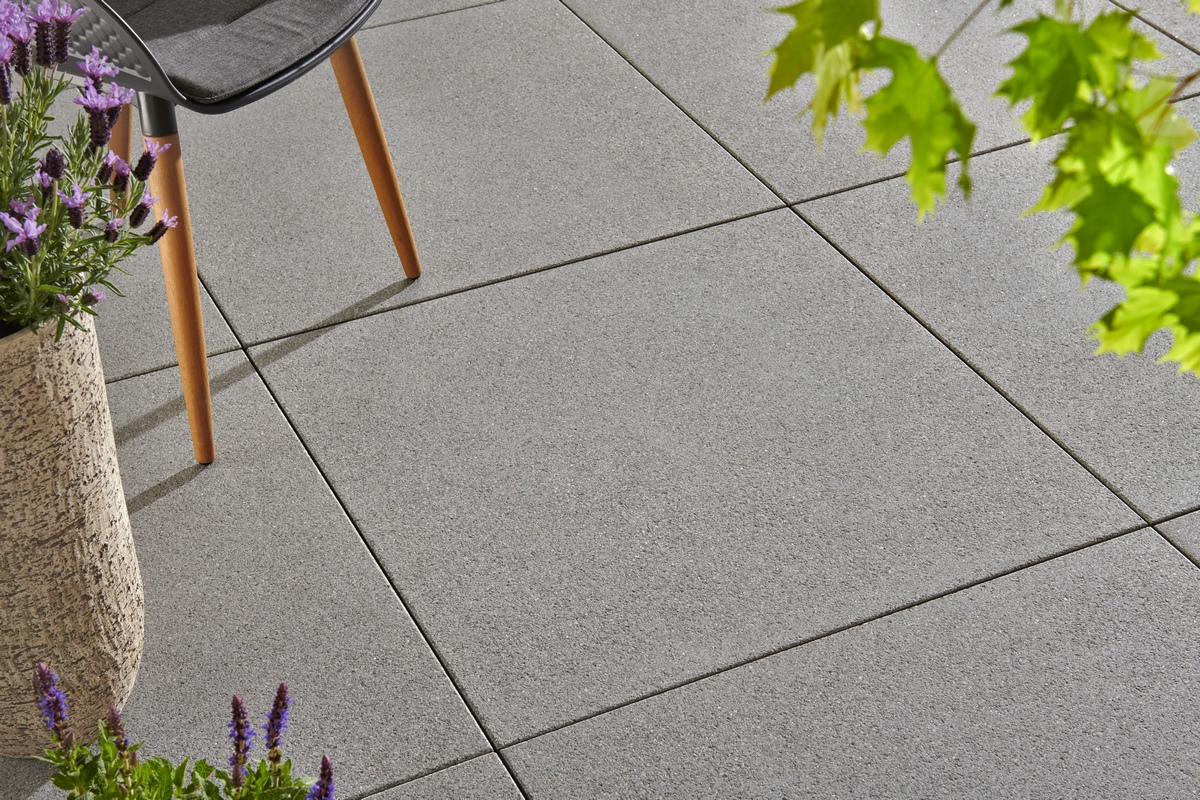 Platte Zena 80x80x5cm granitgrau geschliffen + kugelgestrahlt