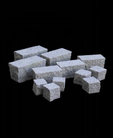 Kostka granitowa 8/10 (9x9x9) szara Powierzchnia przetarta i młotkowana