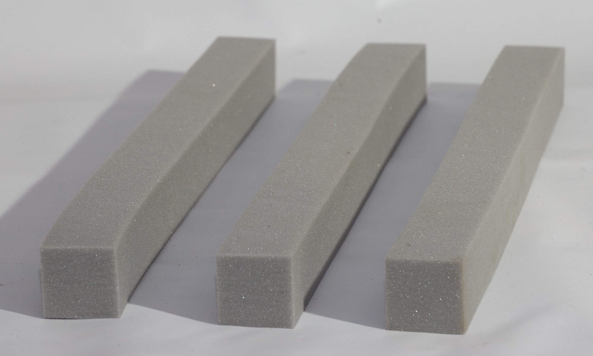 Schaumstoffstreifen offenzellig 30x30mm - VE = 250m