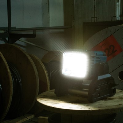 Makita LED construction spotlight 14.4-18V 230V DEADML811