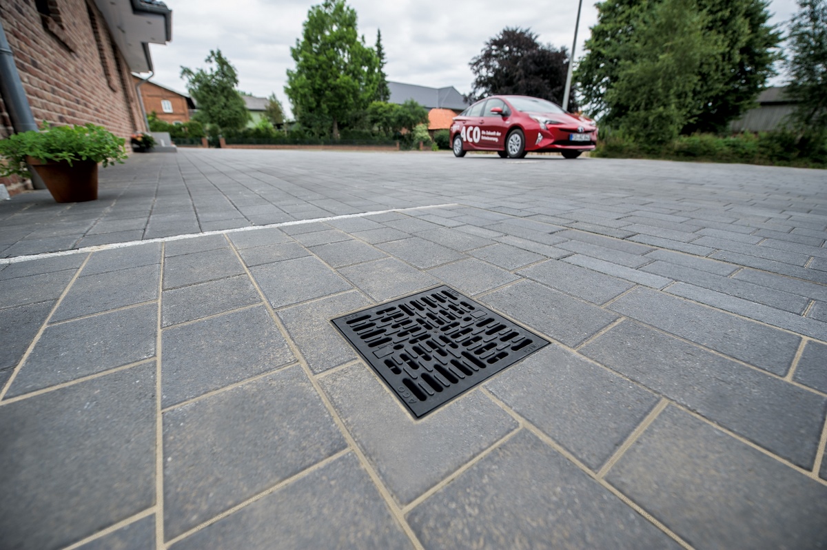 Wpust podwórzowy ACO Self® XtraPoint z plastikowym rusztem klasy B 125