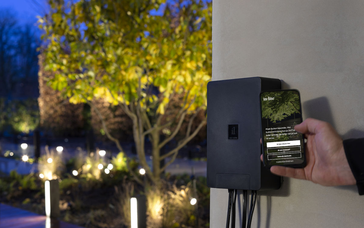 in-lite Transformator SMART HUB-150 12V AC 150VA BlueTooth 3 Kabelanschlüsse